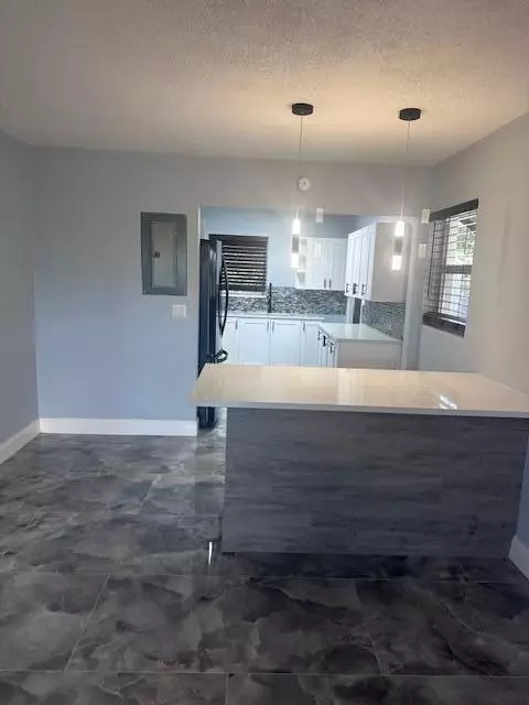 West Palm Beach, FL 33405,430 Barnett ST