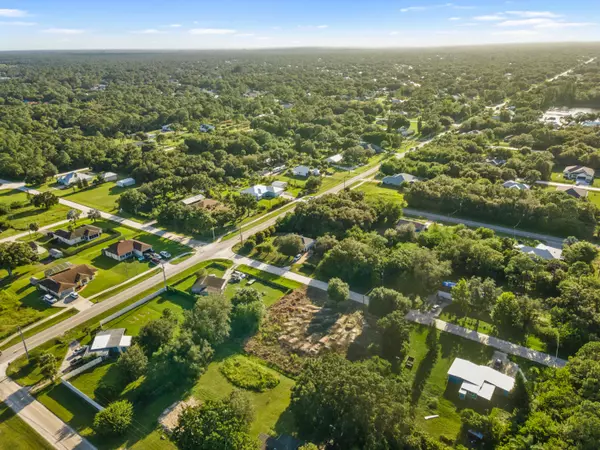 Vero Beach, FL 32967,8720 92nd AVE