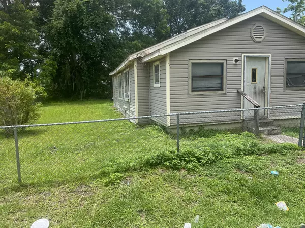 Jacksonville, FL 32234,180 Delmonte ST