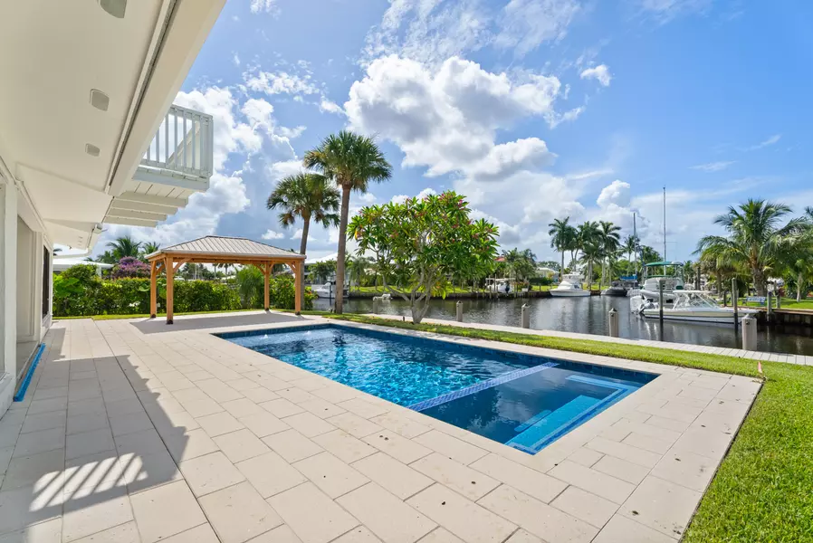1750 SW Coxswain PL, Palm City, FL 34990