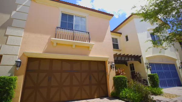 West Palm Beach, FL 33411,2132 Foxtail View CT