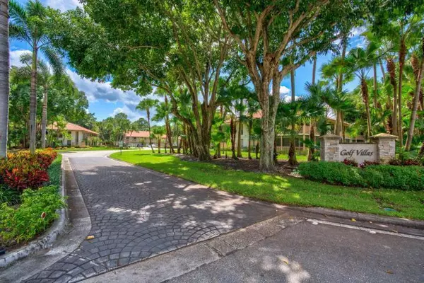 Palm Beach Gardens, FL 33418,618 Brackenwood CV