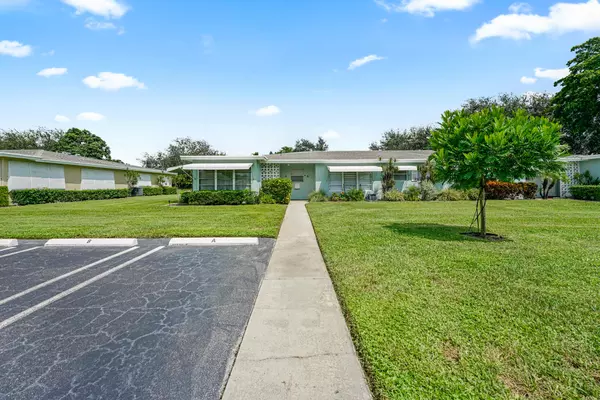 277 W High Point CT B, Delray Beach, FL 33445