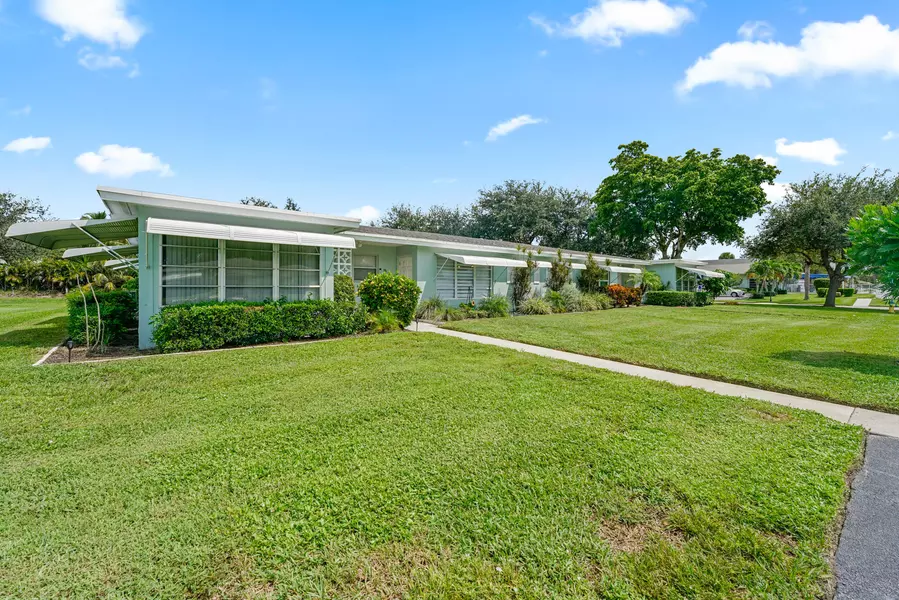 277 W High Point CT B, Delray Beach, FL 33445