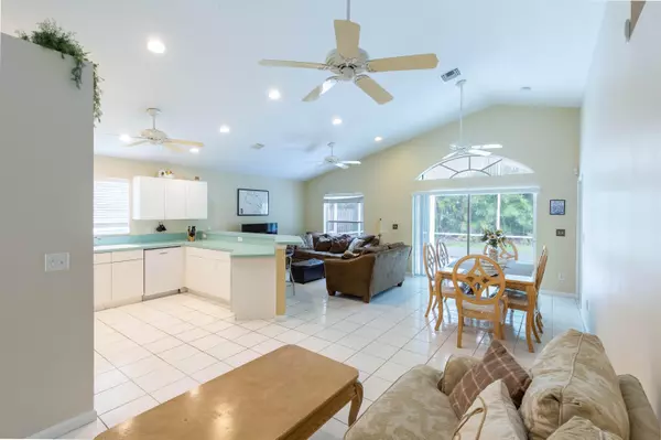 Wellington, FL 33414,1869 Barnstable RD