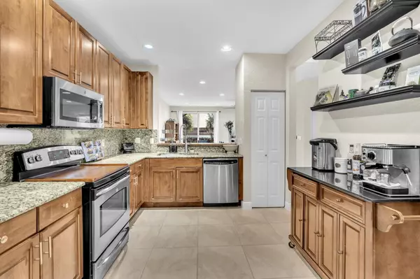 Cooper City, FL 33328,9761 Darlington PL