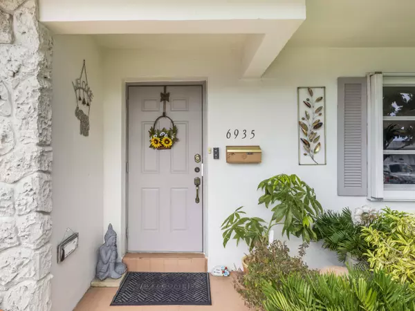 Margate, FL 33063,6935 NW 15th ST