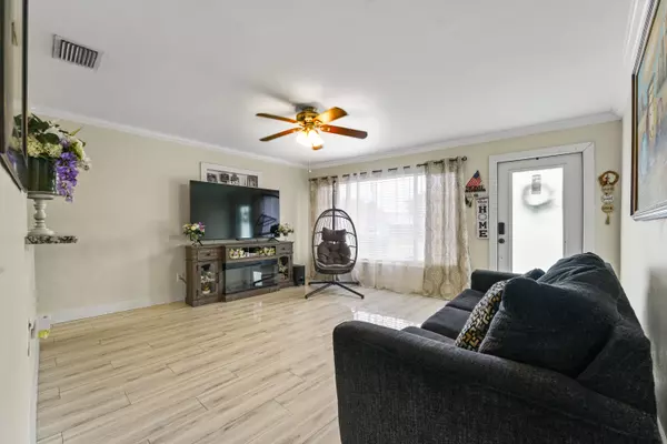 Pompano Beach, FL 33064,2541 NE 7th TER