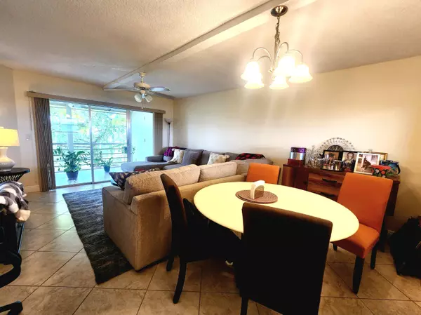 Lake Worth, FL 33467,3755 Via Poinciana 607