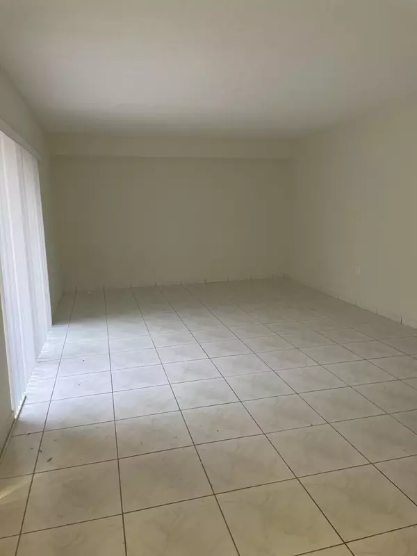 West Palm Beach, FL 33409,6608 66th WAY