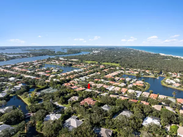 Vero Beach, FL 32963,889 Island Club SQ