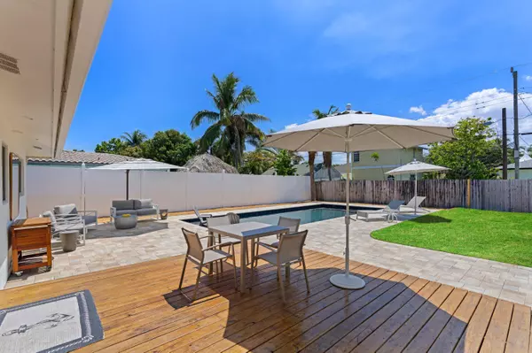 Delray Beach, FL 33483,918 SE 3rd AVE