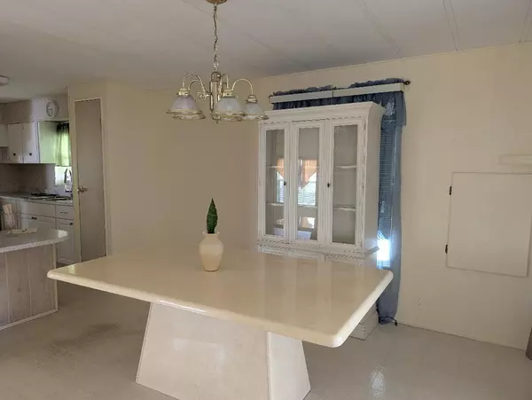Port Saint Lucie, FL 34952,71 W Caribbean