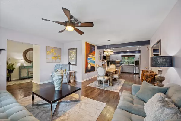 Lake Worth, FL 33463,5445 S Sandhurst Circle