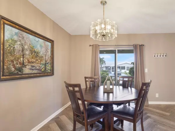 West Palm Beach, FL 33417,3397 Christopher ST