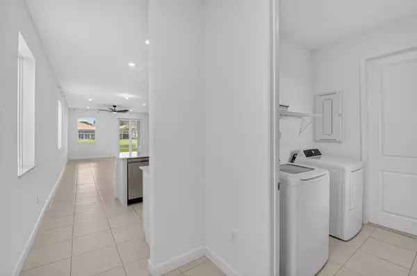 Delray Beach, FL 33484,5697 Graceful WAY