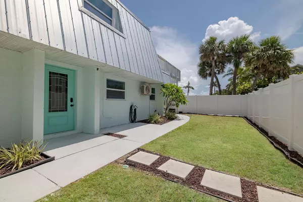 346 Hernando ST B, Fort Pierce, FL 34949