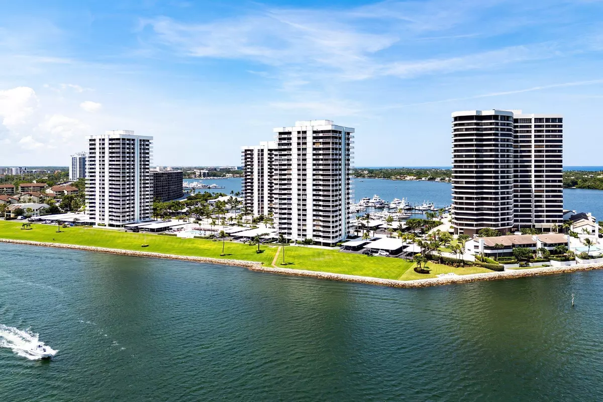 North Palm Beach, FL 33408,115 Lakeshore DR 648