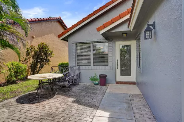 Lake Worth, FL 33467,8333 Bonita Isle DR