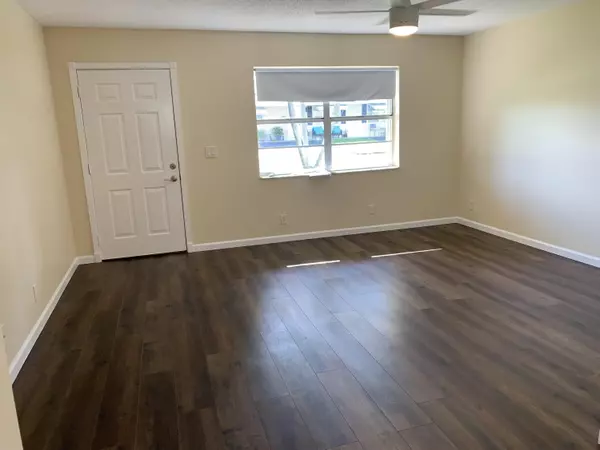 Delray Beach, FL 33445,2822 Duke LN