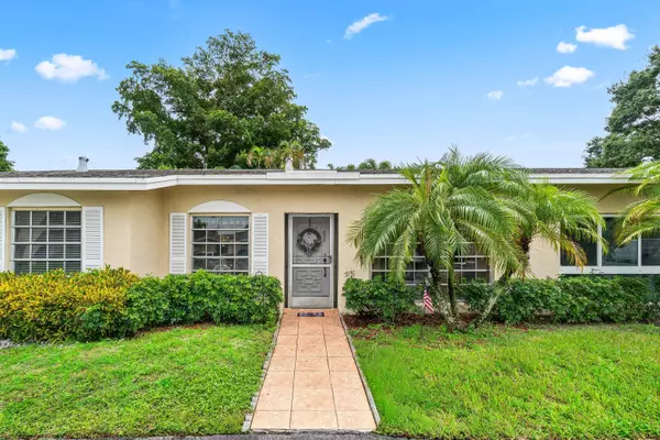 13735 Flora PL B, Delray Beach, FL 33484
