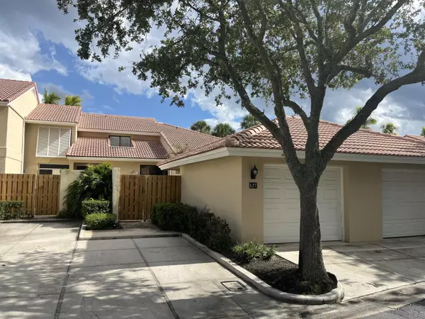 127 Old Meadow WAY, Palm Beach Gardens, FL 33418