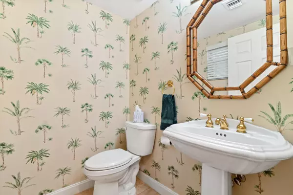 Delray Beach, FL 33483,800 Andrews 3 AVE 3