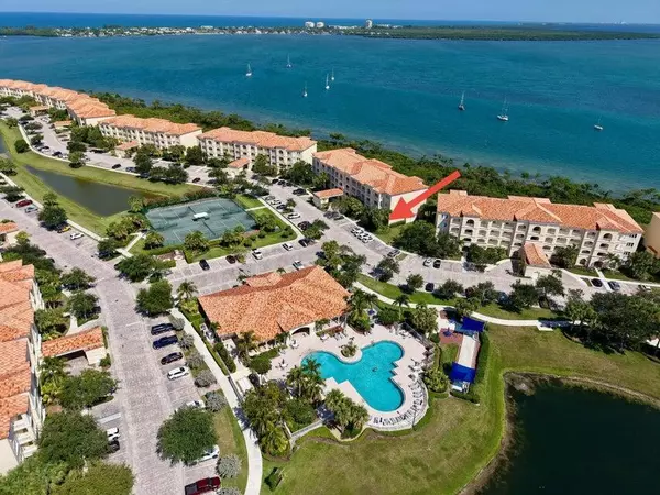 Fort Pierce, FL 34949,27 W Harbour Isle DR 106