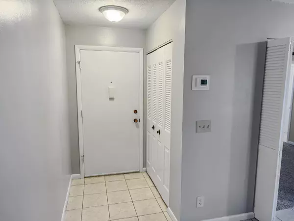 Greenacres, FL 33463,3804 Devenport CT