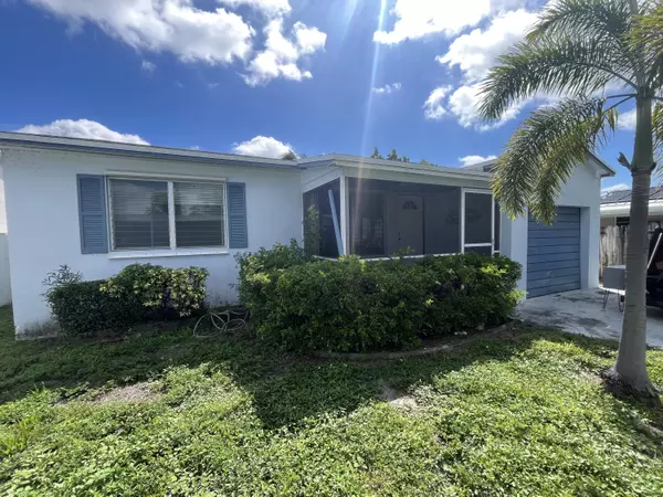 Lantana, FL 33462,334 Anderson RD