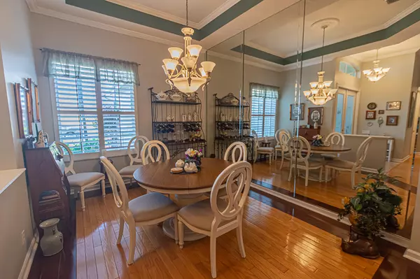 Port Saint Lucie, FL 34986,430 NW Brookville CT