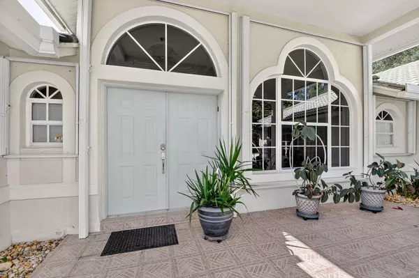 Lake Worth, FL 33449,5551 Lago Del Sol DR