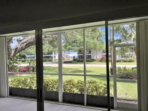 Tequesta, FL 33469,2 Garden ST 107m