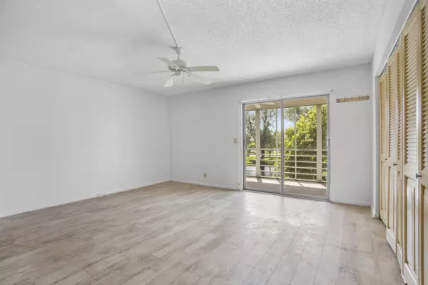 Deerfield Beach, FL 33442,3150 Cambridge G 3150