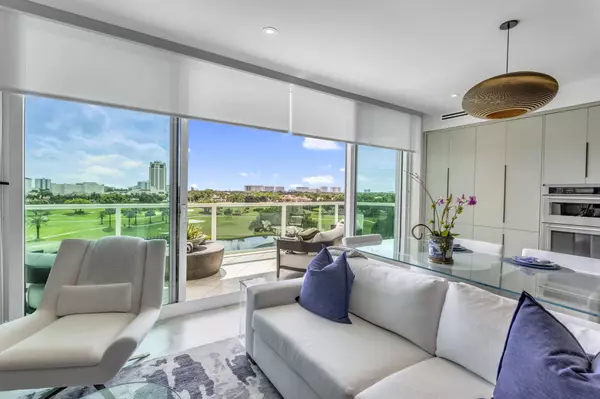 Boca Raton, FL 33432,500 SE Mizner BLVD A704