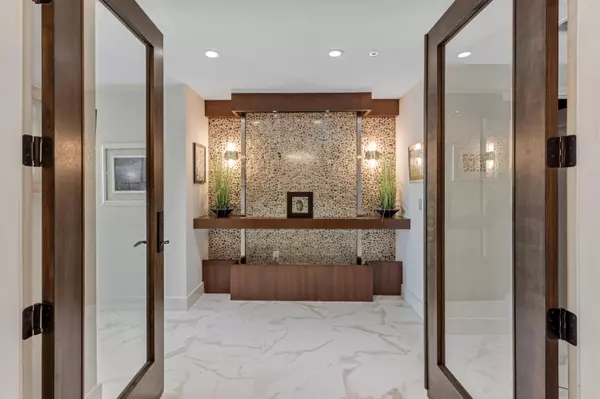 Hillsboro Beach, FL 33062,1063 Hillsboro Mile 606