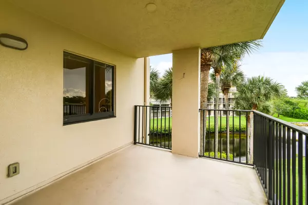 Jupiter, FL 33477,1701 Marina Isle WAY 301