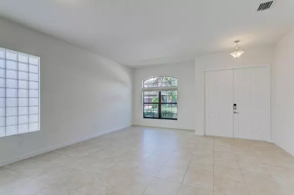 Lake Worth, FL 33467,4535 Gulf Sounds LN