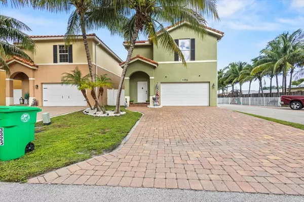 Palm Springs, FL 33461,3325 S Elizabeth PL