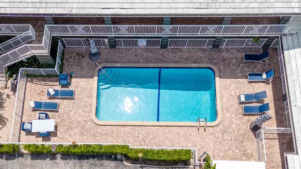Boca Raton, FL 33432,330 W Camino Real