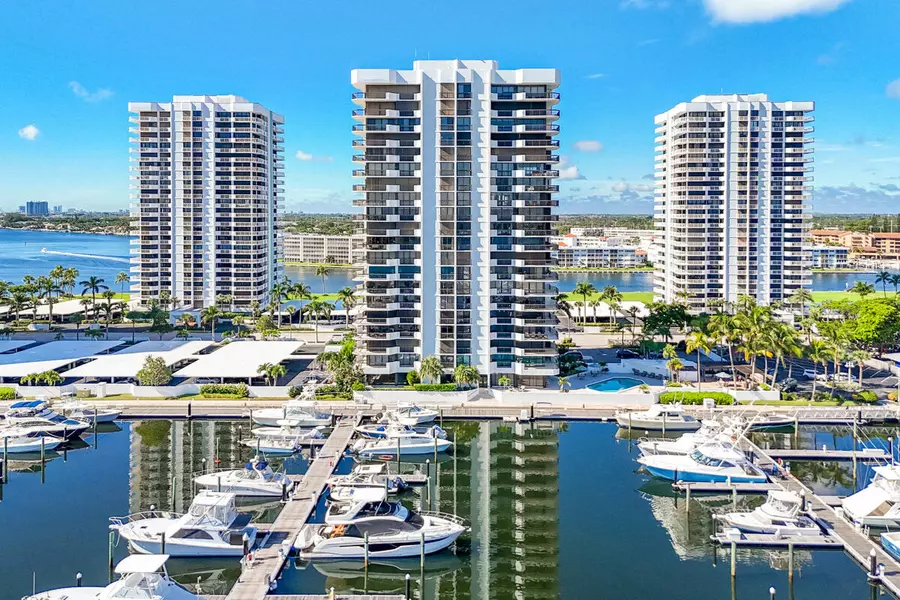 108 Lakeshore DR 740, North Palm Beach, FL 33408