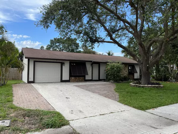 North Palm Beach, FL 33403,2545 Conroy DR