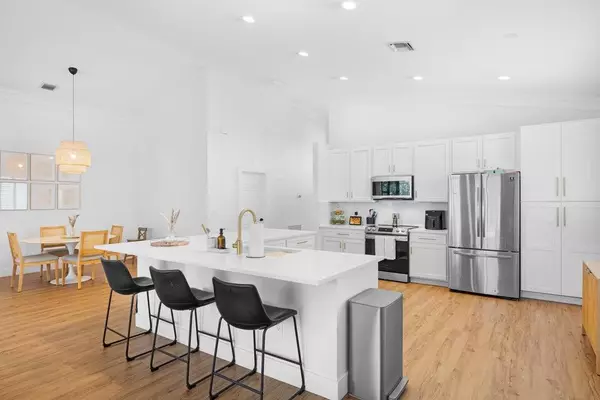 2887 N Bight, West Palm Beach, FL 33411