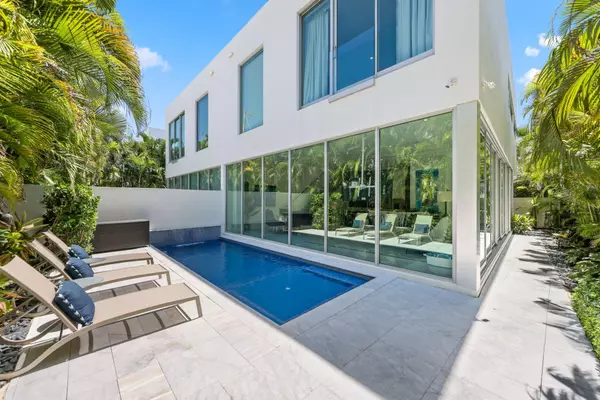 Boca Raton, FL 33432,3000 Banyan RD A