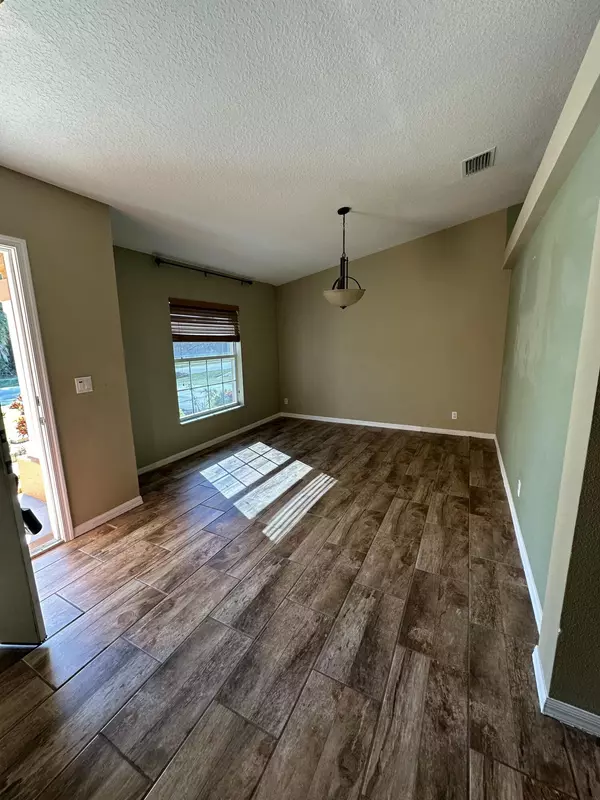 Port Saint Lucie, FL 34953,989 SW Idol AVE