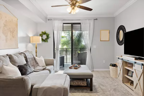 4883 Pga BLVD 305, Palm Beach Gardens, FL 33418