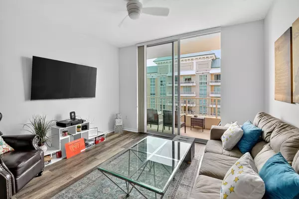 Boynton Beach, FL 33435,700 E Boynton Beach BLVD Lph 07