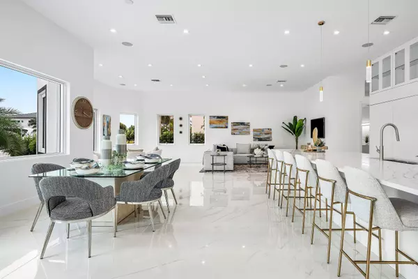 Lighthouse Point, FL 33064,2641 NE 48th ST