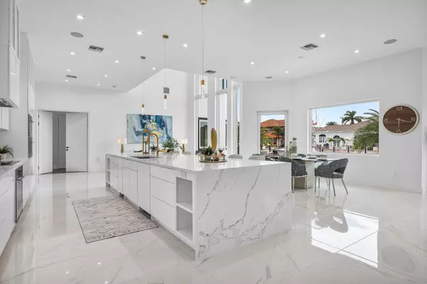 Lighthouse Point, FL 33064,2641 NE 48th ST