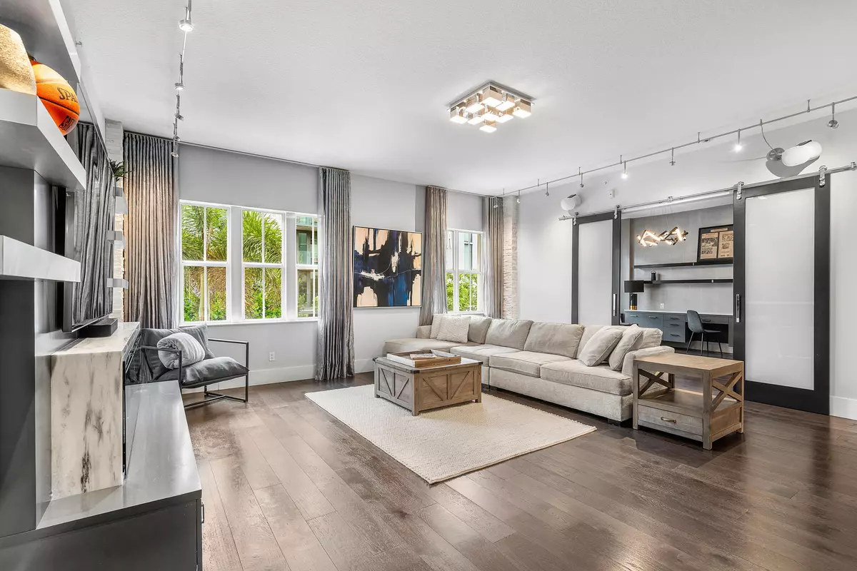 Delray Beach, FL 33444,200 NE 2nd AVE 207